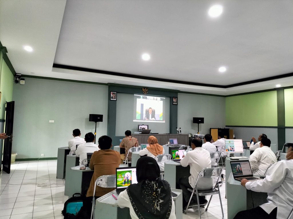 ASN BDK Surabaya Serentak Ikuti Survei IPMB