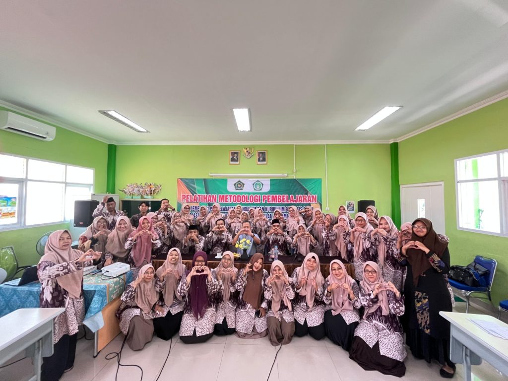 Mengapa Kurikulum Berbasis Cinta Penting untuk Madrasah? Simak Pemaparan Kepala BDK Surabaya